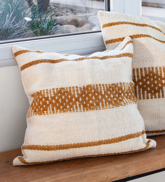 almohadon-atamisqui-cuadrado-chico